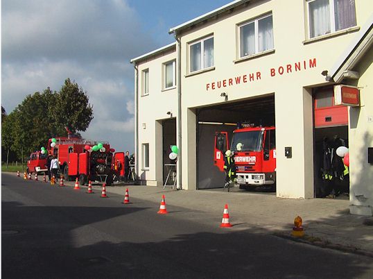 Gerätehaus der FFw Bornim am 3.10.2007 zum Tag der offenen Tür